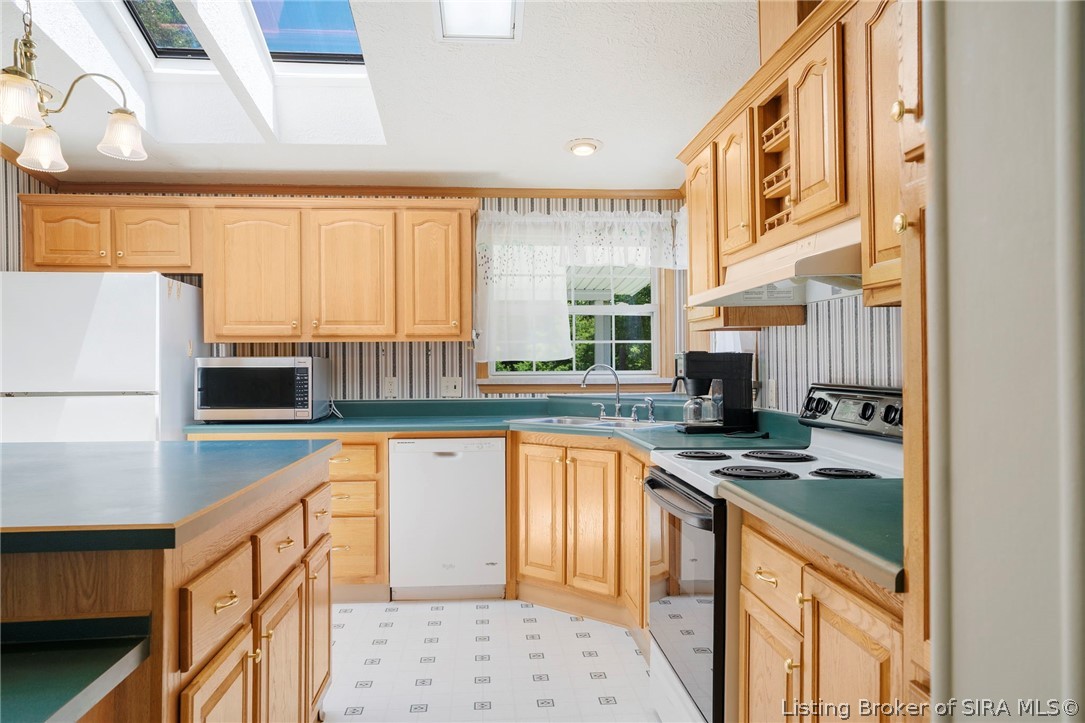 5271 South Davis Road Lexington, IN 47138 - Photo 15 of 49