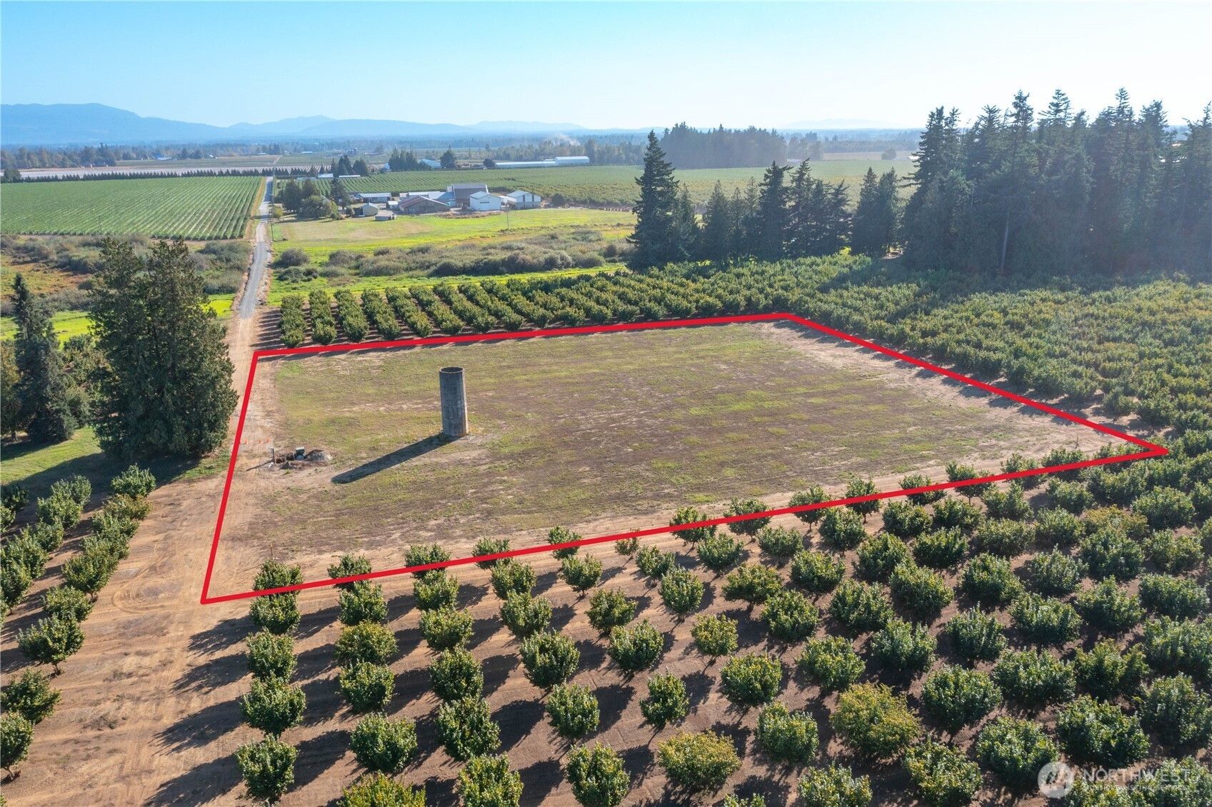 9919 Holmquist Road Lynden, WA 98264 - Photo 7 of 15 Gallery Image 7
