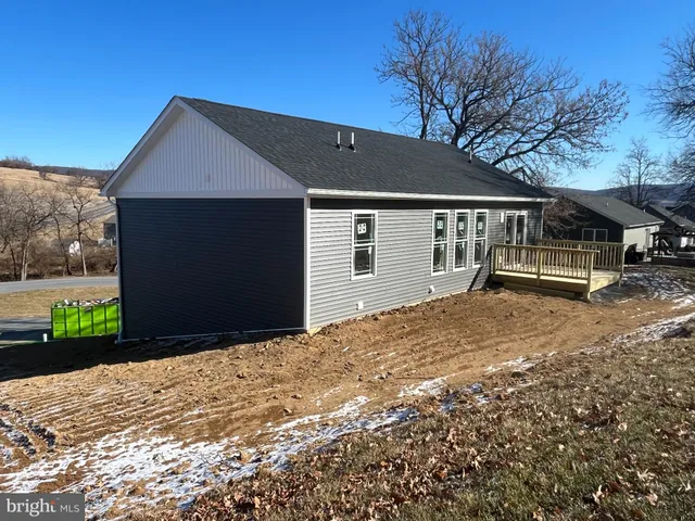 $369,900 | 8286 Capri Court, Waynesboro, PA 17268
