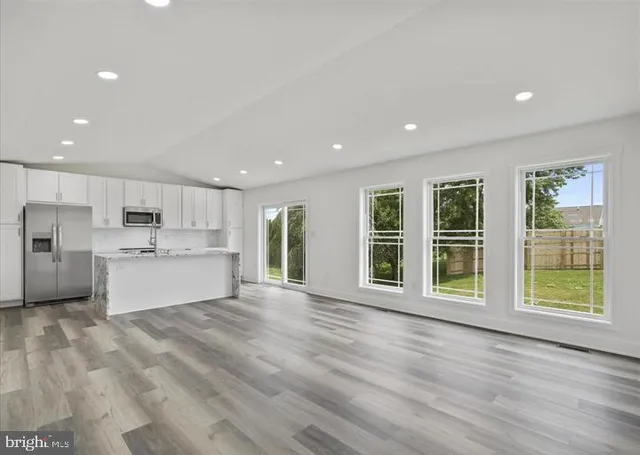 $369,900 | 8286 Capri Court, Waynesboro, PA 17268