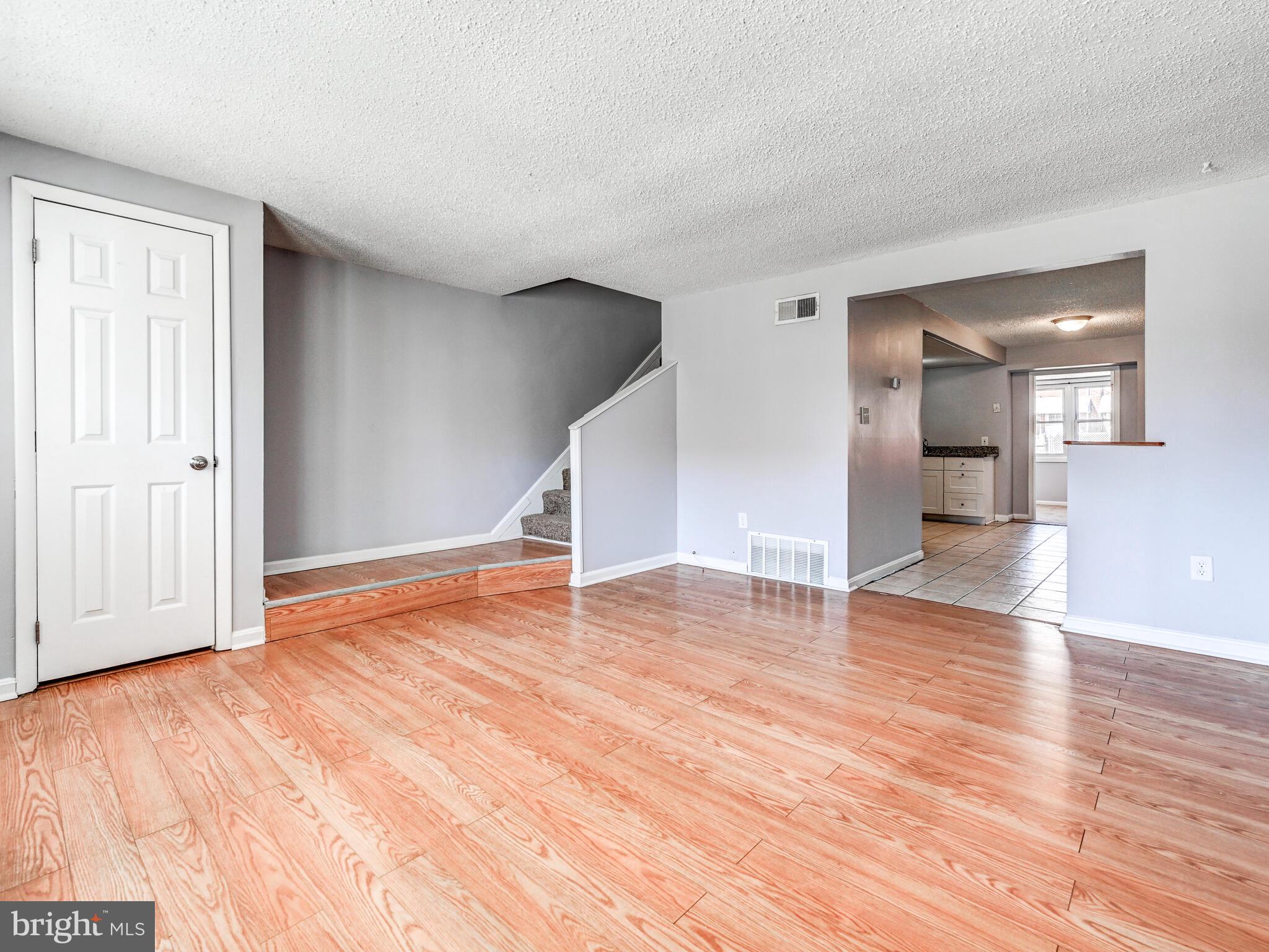 2044 Kelmore Road Dundalk, MD 21222 - Photo 3 of 22 Gallery Image 3