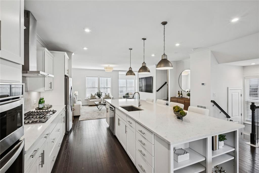 2052 Falls Park Way Decatur, GA 30033 - Photo 6 of 18