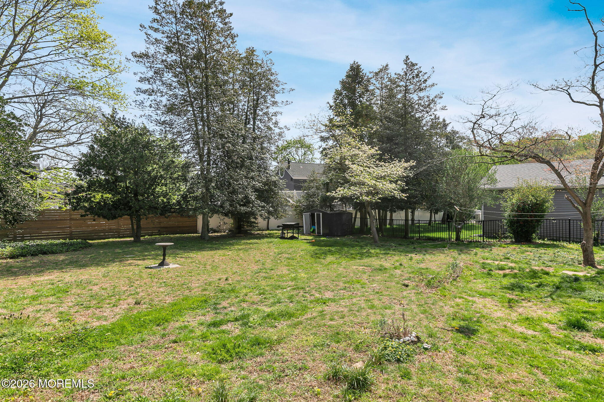 677 Locust Point Road Atlantic Highlands, NJ 07716 - Photo 7 of 8 yard