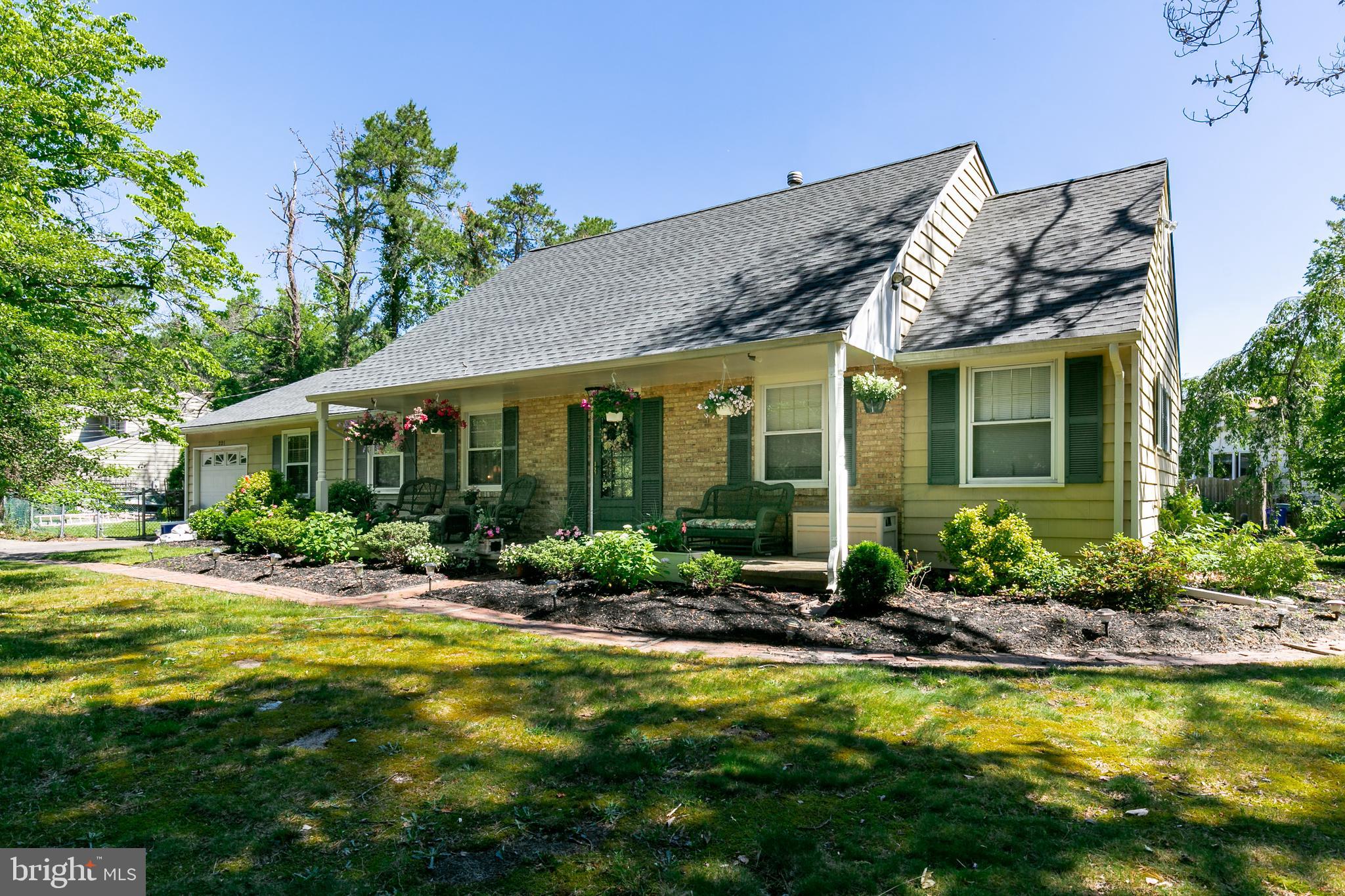 221 Tuckerton Road Medford, NJ 08055 - Photo 4 of 29 Gallery Image 4