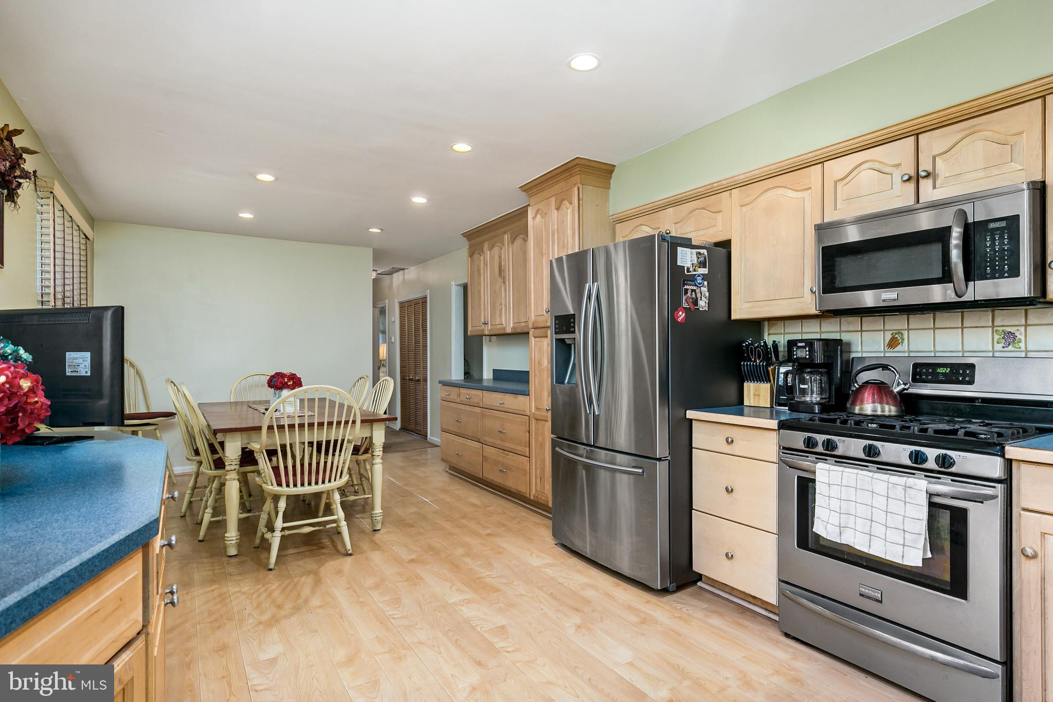 221 Tuckerton Road Medford, NJ 08055 - Photo 9 of 29 Gallery Image 9
