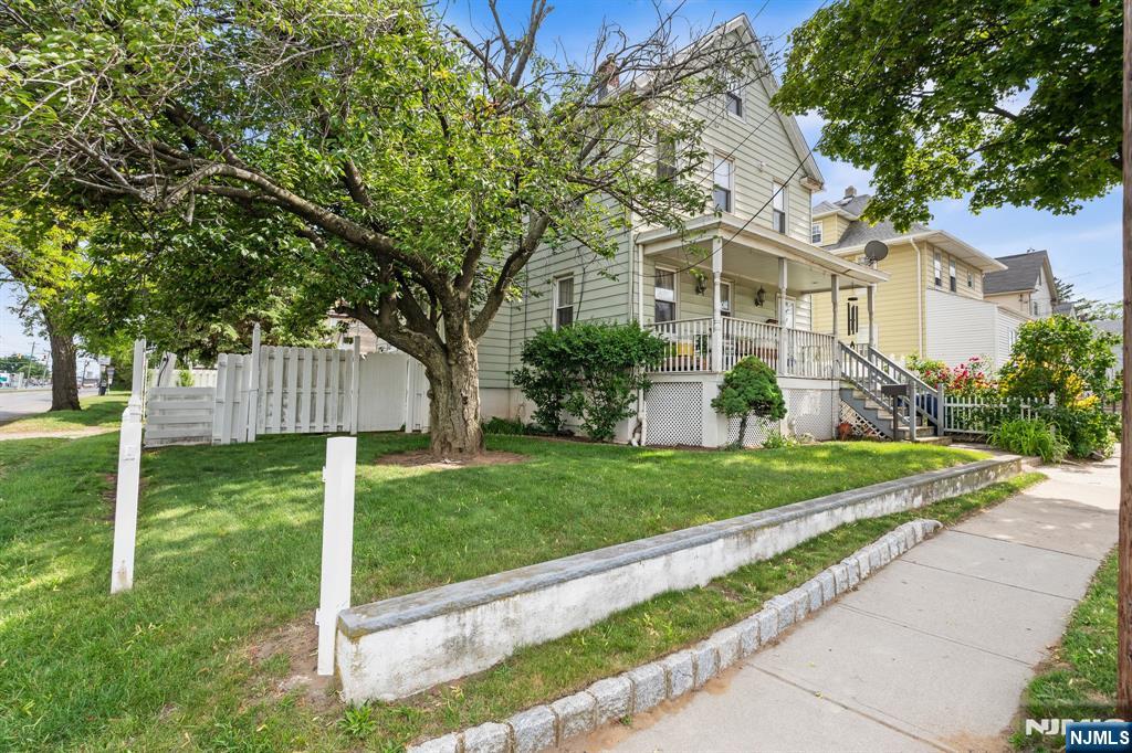 33-35 Pulaski Place Hackensack, NJ 07601 - Photo 2 of 4