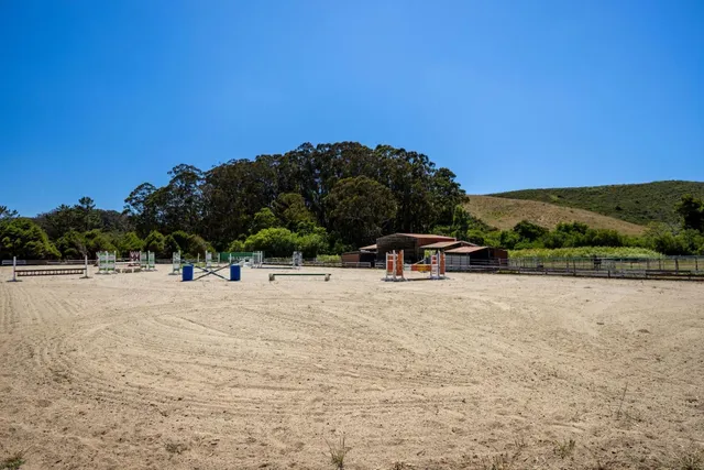a view of an ocean from a building