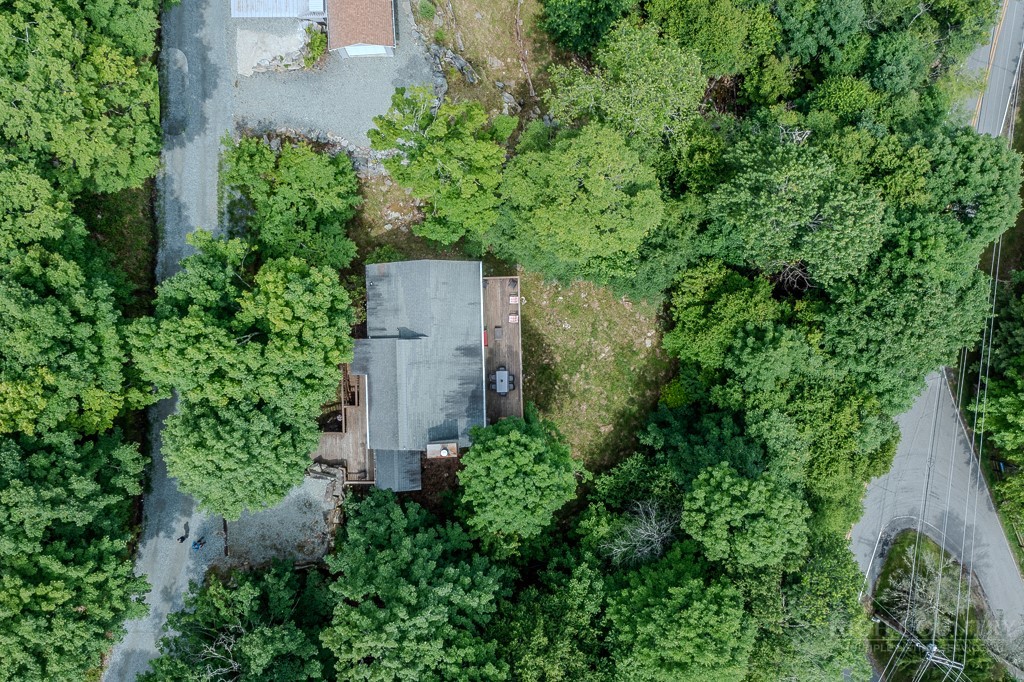 102 Red Oak Road Beech Mountain, NC 28604 - Photo 37 of 41