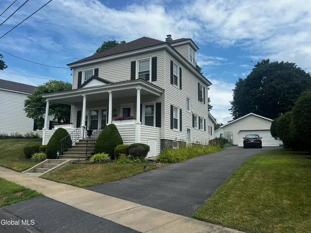 $295,000 | 107 East Montgomery Street, Johnstown, NY 12095