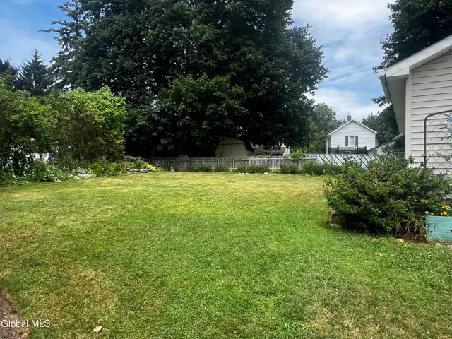 $295,000 | 107 East Montgomery Street, Johnstown, NY 12095