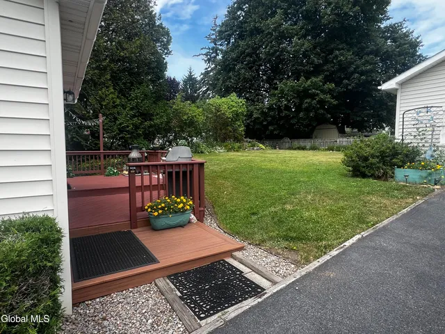 $295,000 | 107 East Montgomery Street, Johnstown, NY 12095