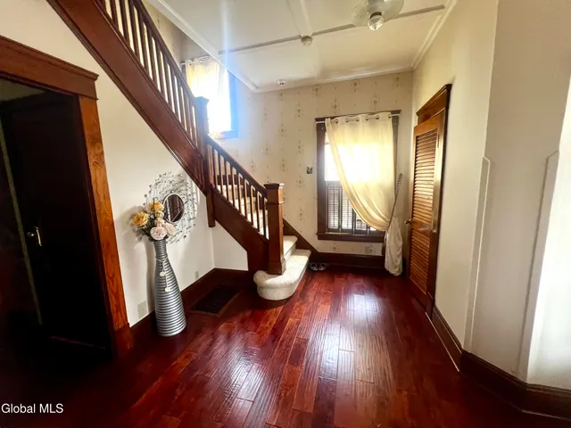 $295,000 | 107 East Montgomery Street, Johnstown, NY 12095