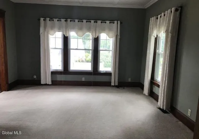 $295,000 | 107 East Montgomery Street, Johnstown, NY 12095