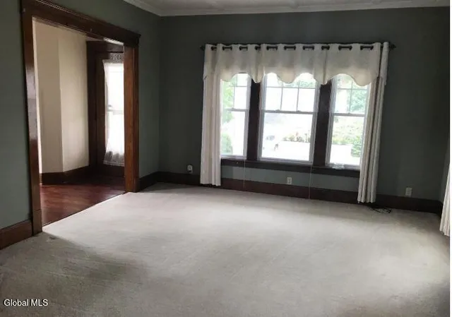 $295,000 | 107 East Montgomery Street, Johnstown, NY 12095