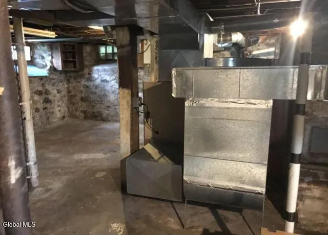 $295,000 | 107 East Montgomery Street, Johnstown, NY 12095