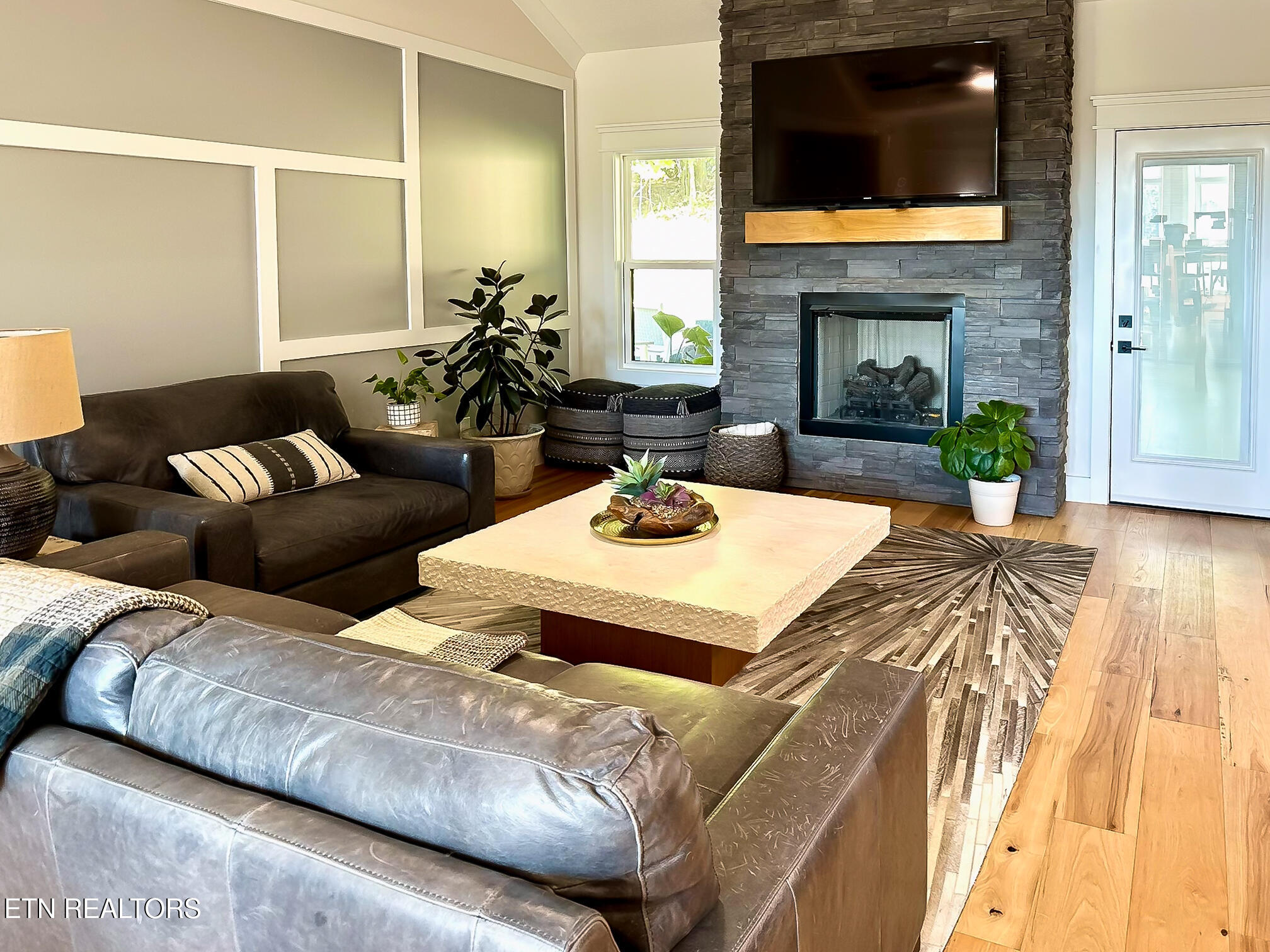 316 Ootsima Lane Loudon, TN 37774 - Photo 18 of 39 OWNER PROVIDED PHOTO FUNRISHED