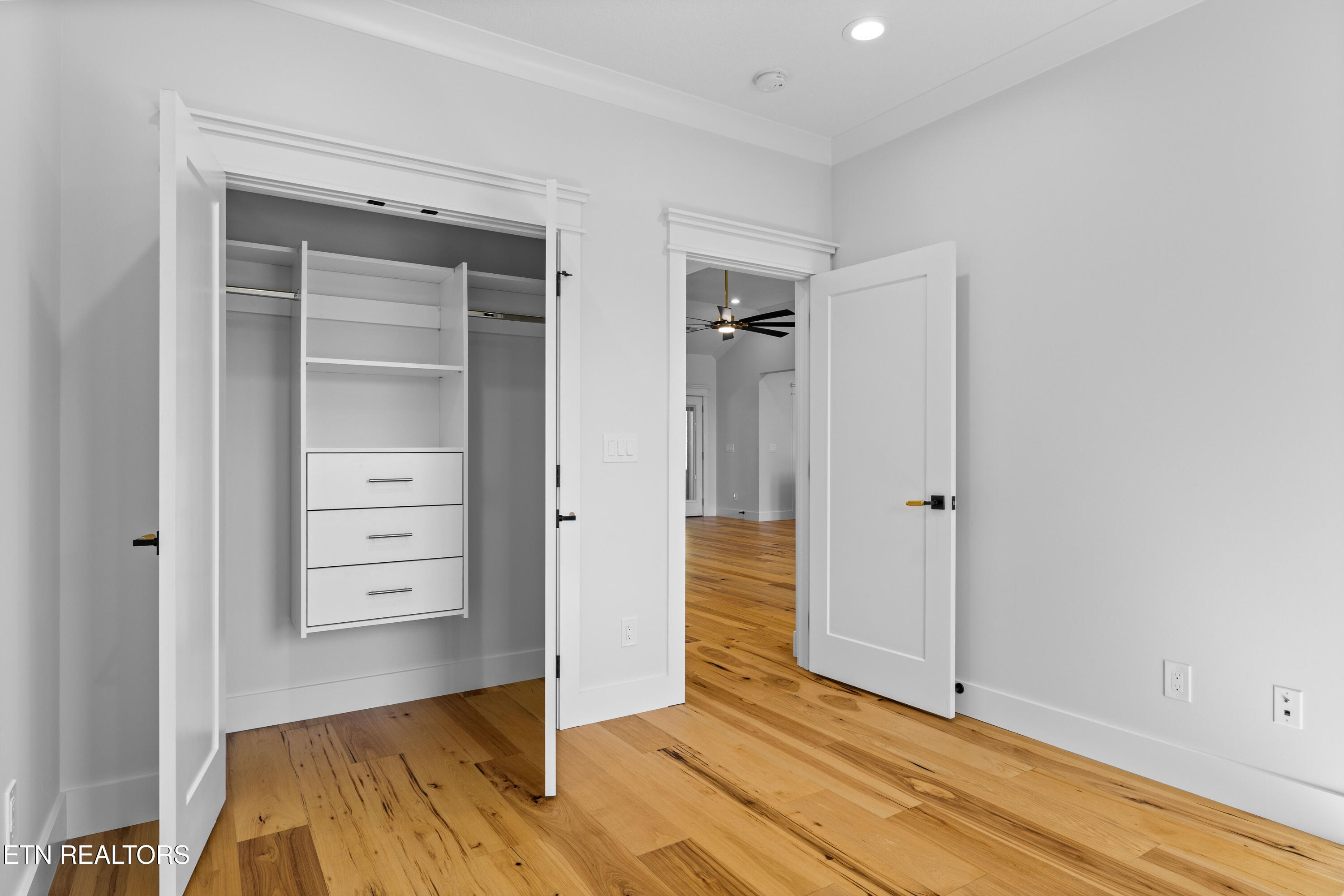 316 Ootsima Lane Loudon, TN 37774 - Photo 30 of 39 316OotsimaLn-48