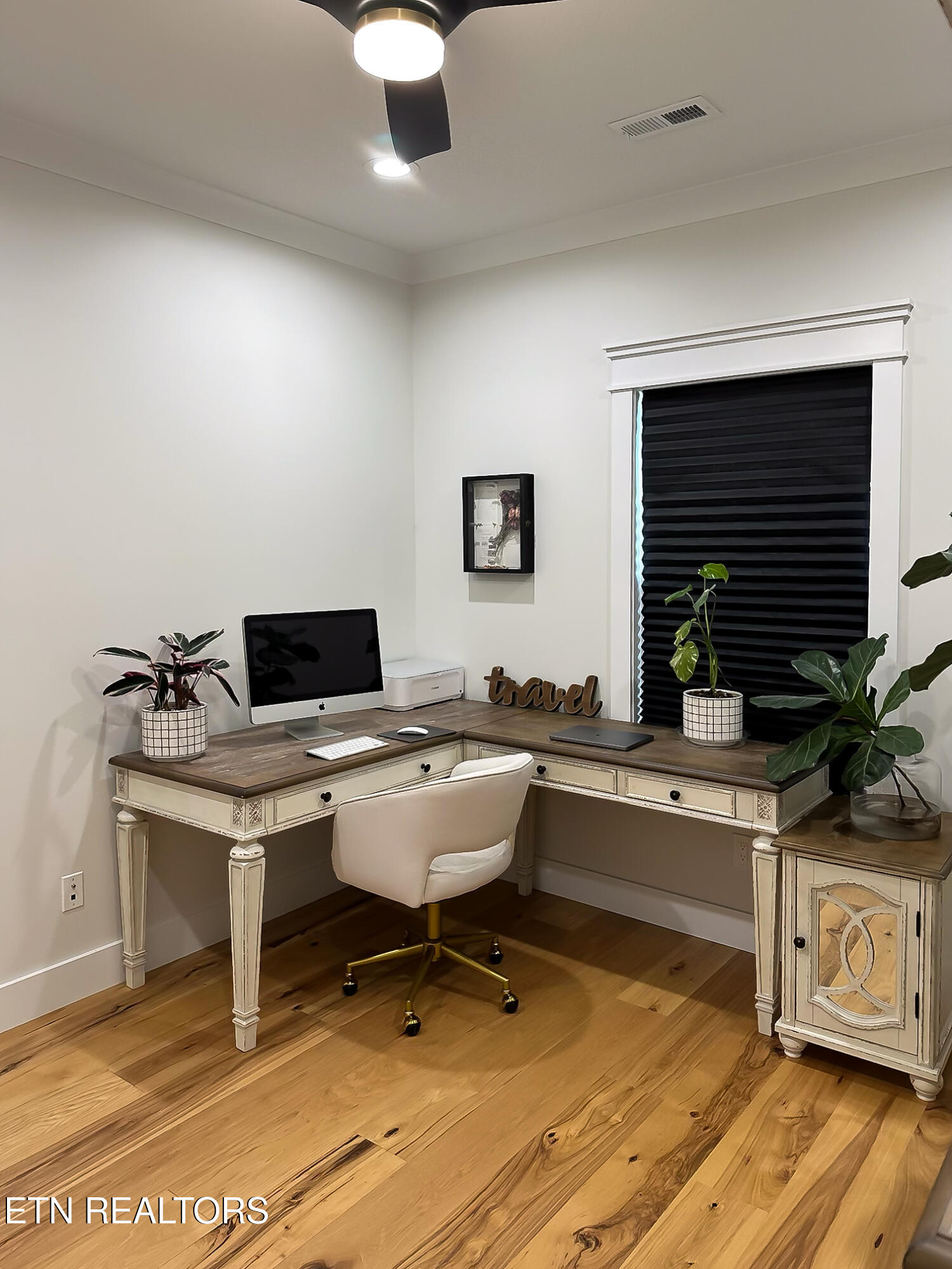 316 Ootsima Lane Loudon, TN 37774 - Photo 34 of 39 OWNER PROVIDED PHOTO FUNRISHED