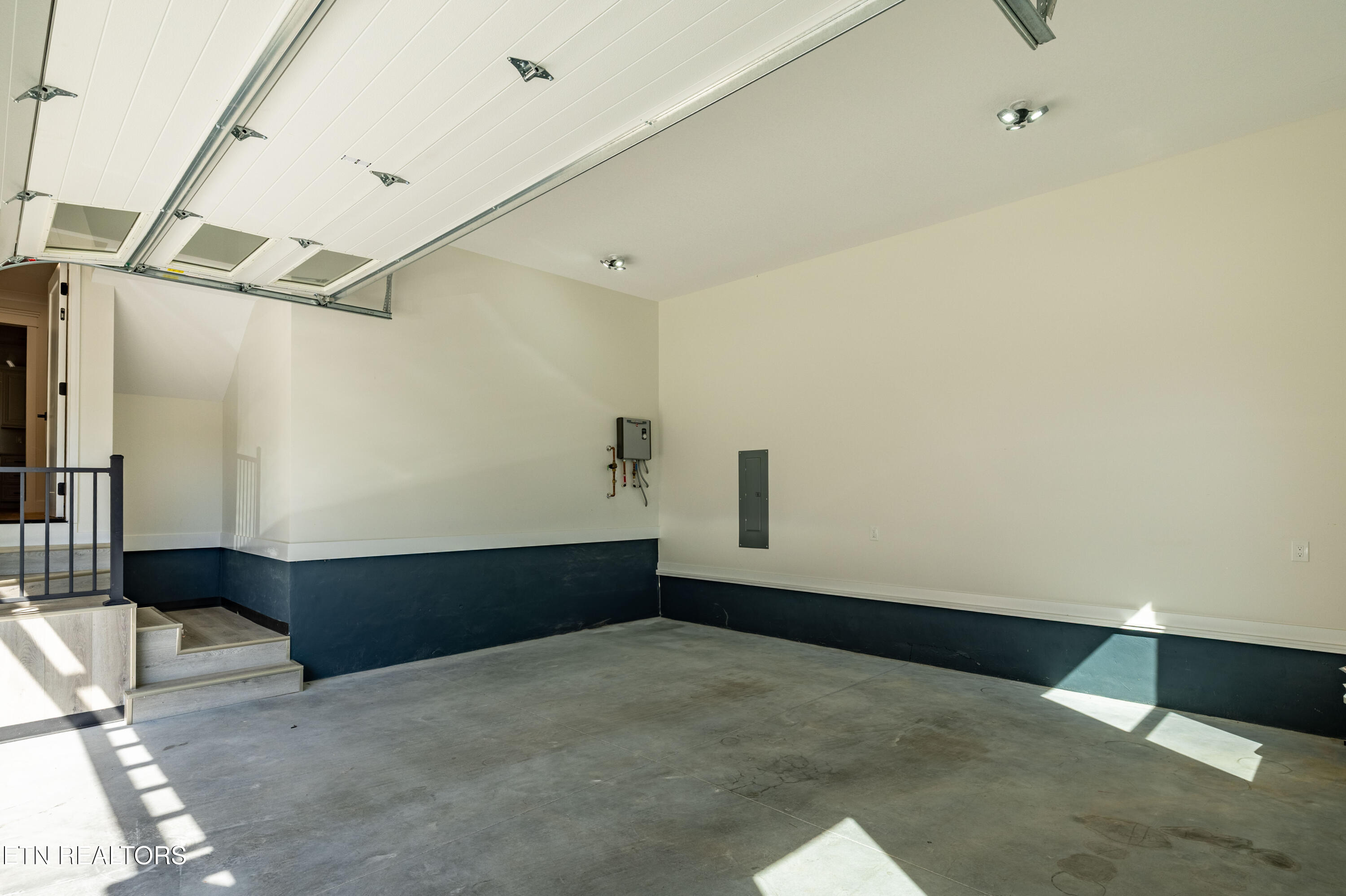 316 Ootsima Lane Loudon, TN 37774 - Photo 38 of 39 316OotsimaLn-18