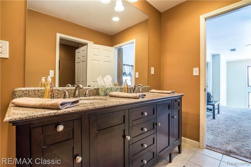18510 Ridge Road Northville, MI 48168 - Photo 47 of 55