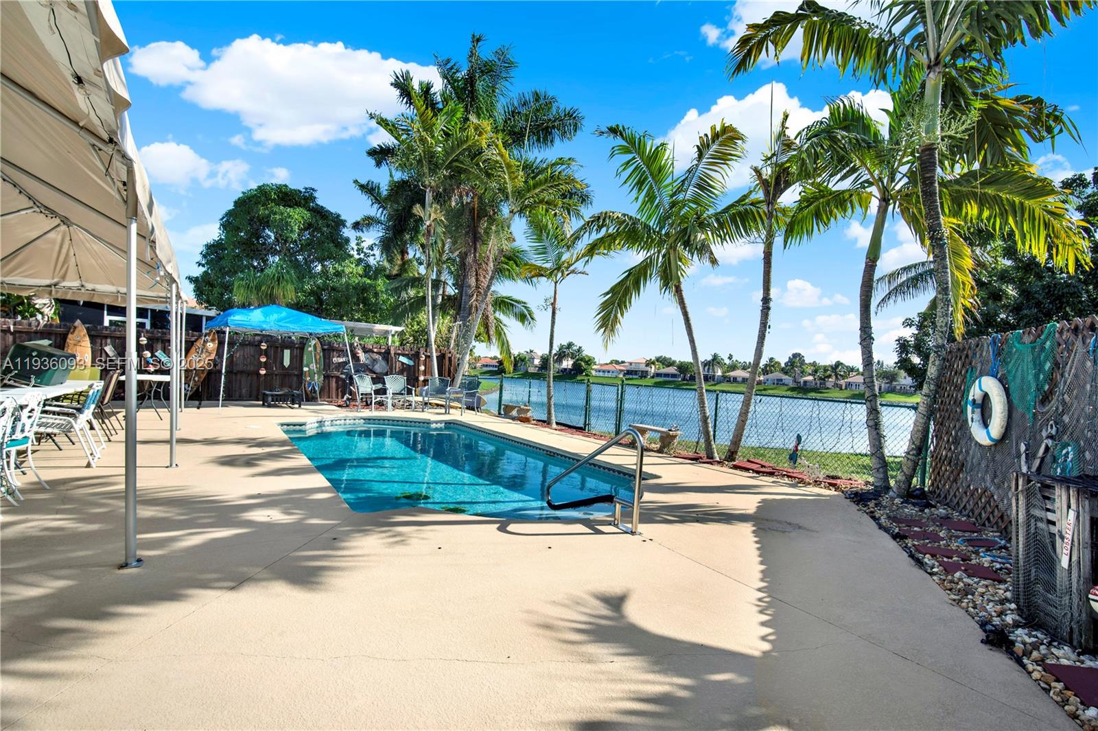 8916 Southwest 213th Street Cutler Bay, FL 33189 - Photo 19 of 23