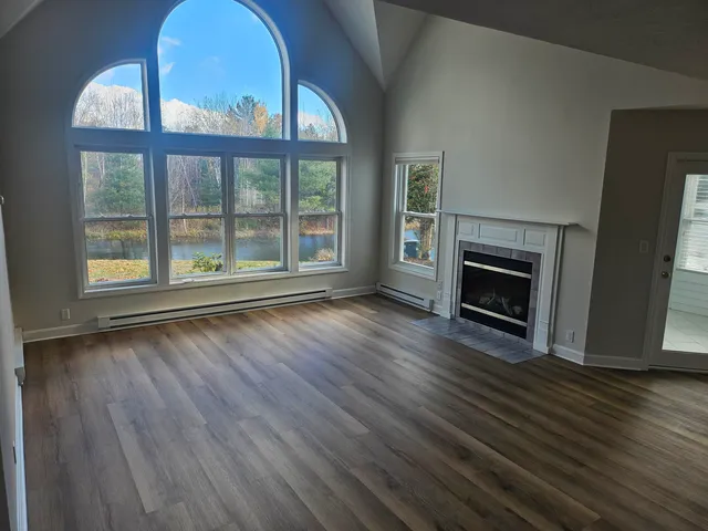 $3,500 | 20 Trail's End, Unit 2, Laconia, NH 03246