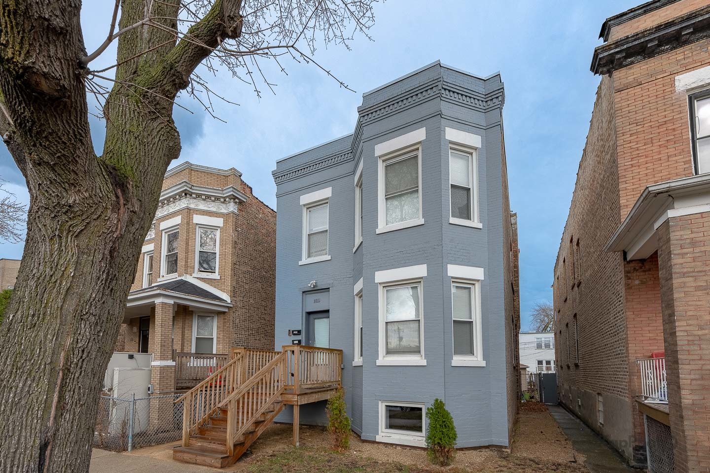 1019 North Ridgeway Avenue, Unit 1 Chicago, IL 60651 - Photo 1 of 22