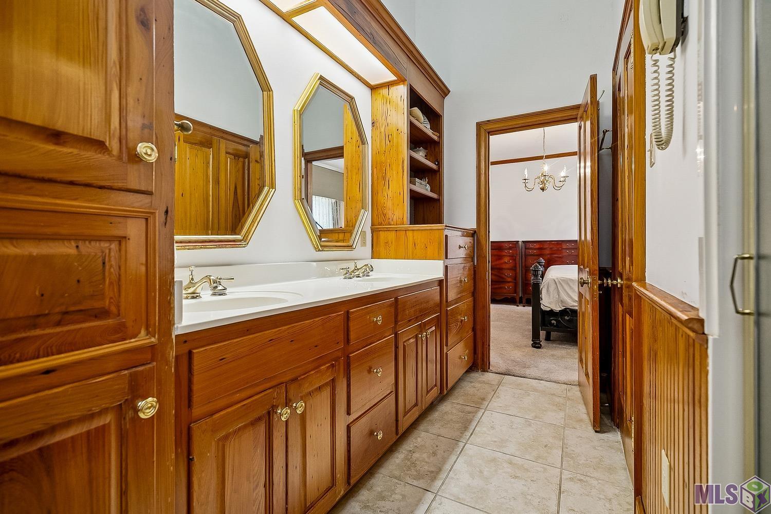 11545 Rue De Tonti Baton Rouge, LA 70810 - Photo 11 of 25 Gallery Image 11