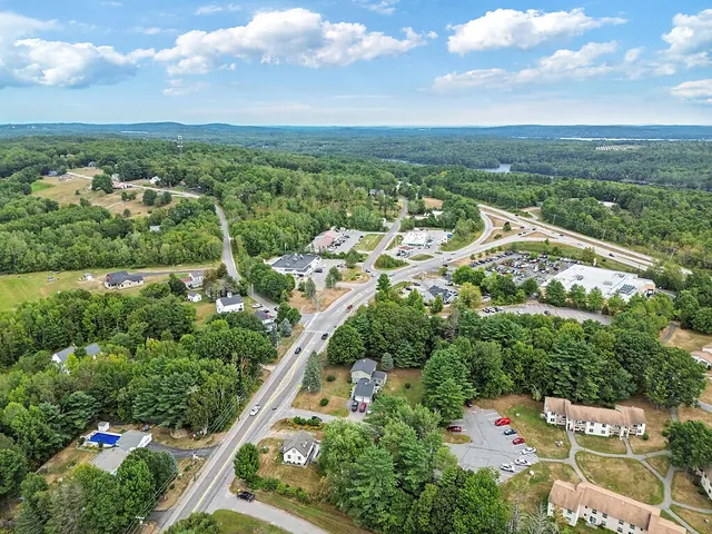 $485,000 | 336 Main Street, Winthrop, ME 04364