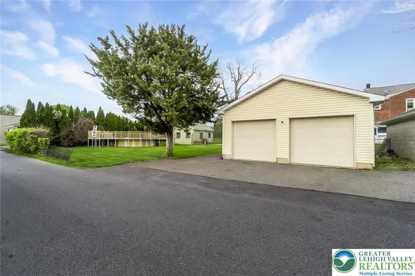 $298,500 | 3310 North Ruch Street, Whitehall, PA 18052