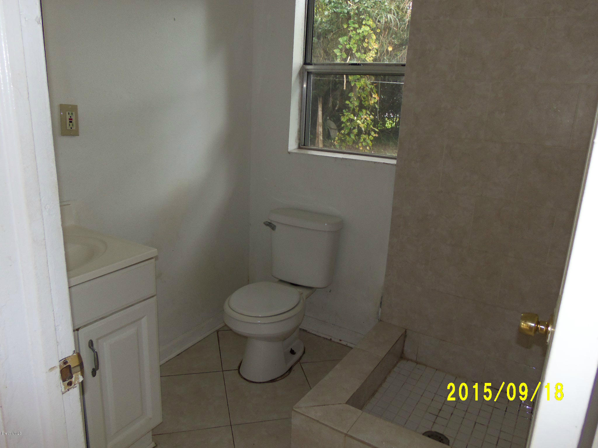2601 2nd Avenue Northeast Palm Bay, FL 32905 - Photo 7 of 9 100_0649