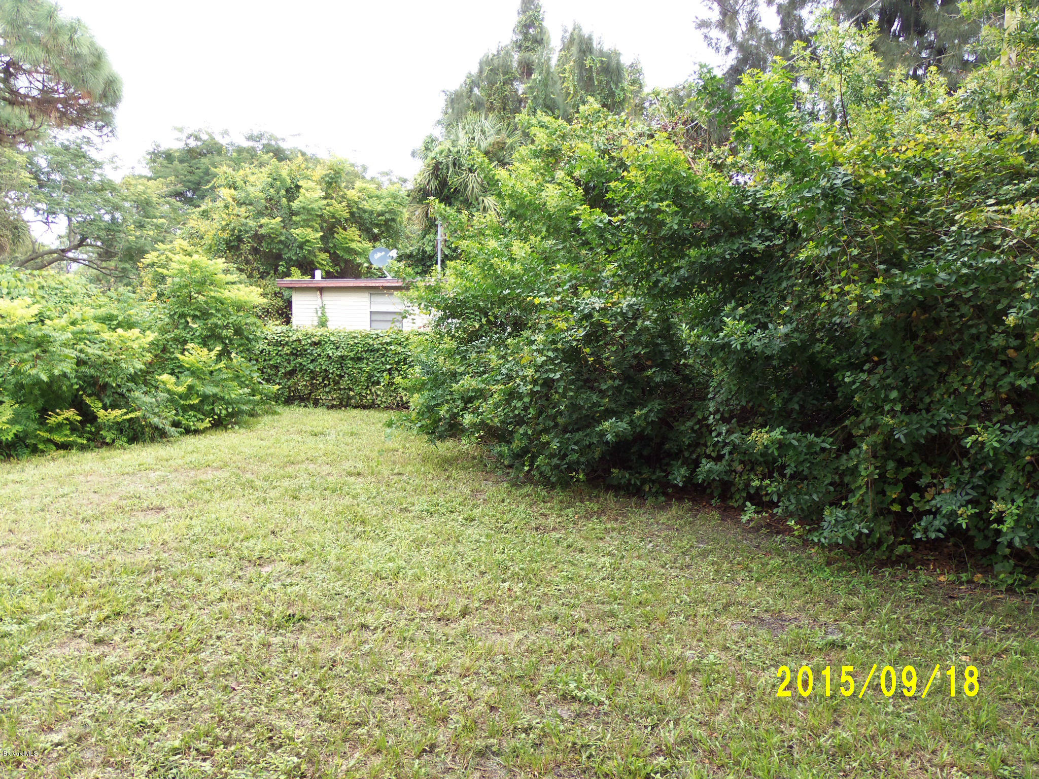 2601 2nd Avenue Northeast Palm Bay, FL 32905 - Photo 9 of 9 100_0659