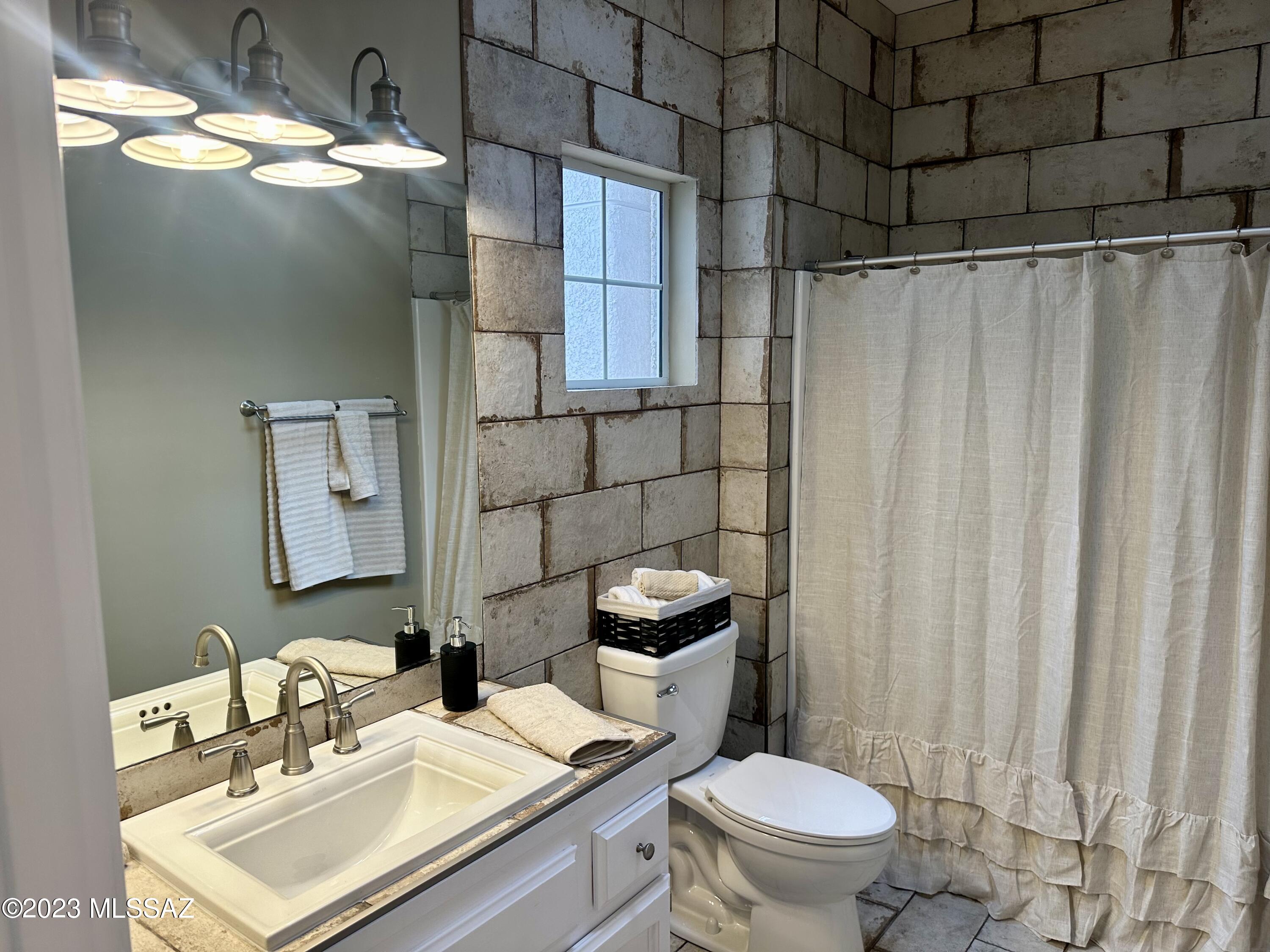 13611 North Pima Spring Way Oro Valley, AZ 85755 - Photo 41 of 49