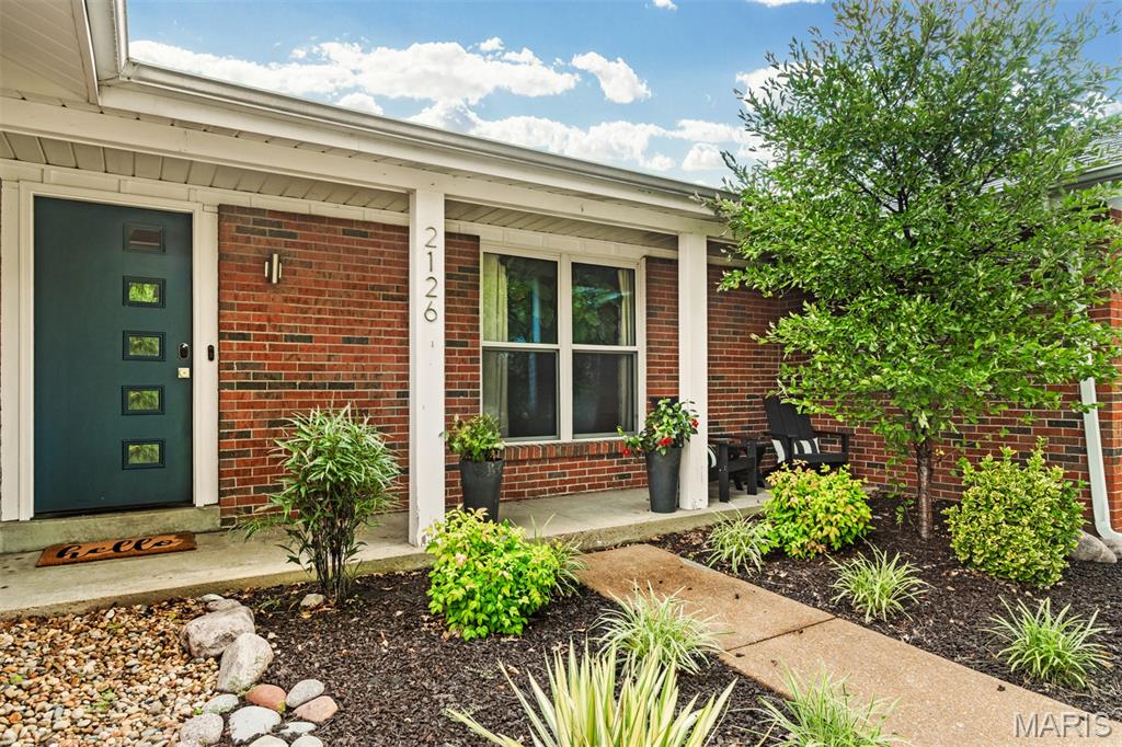 2126 England Town Road Oakville, MO 63129 - Photo 5 of 82 Gallery Image 5