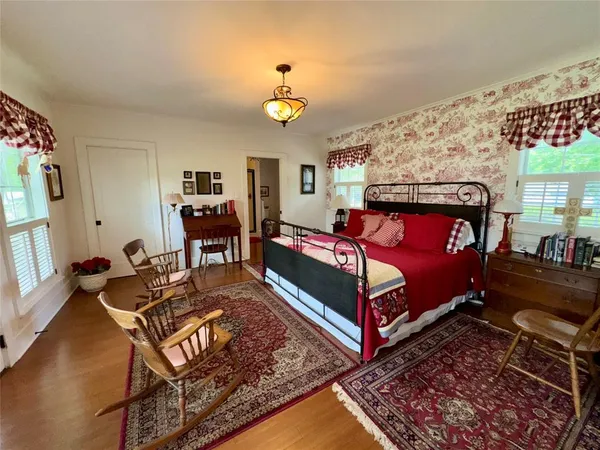 $319,500 | 500 South Ross Avenue, Mexia, TX 76667