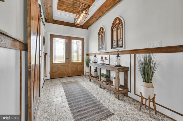 $674,900 | 2401 Baltimore Pike, Hanover, PA 17331