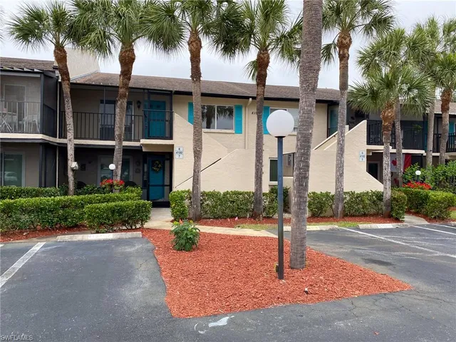 $2,000 | 4180 Looking Glass Lane, Unit 4108, Naples, FL 34112