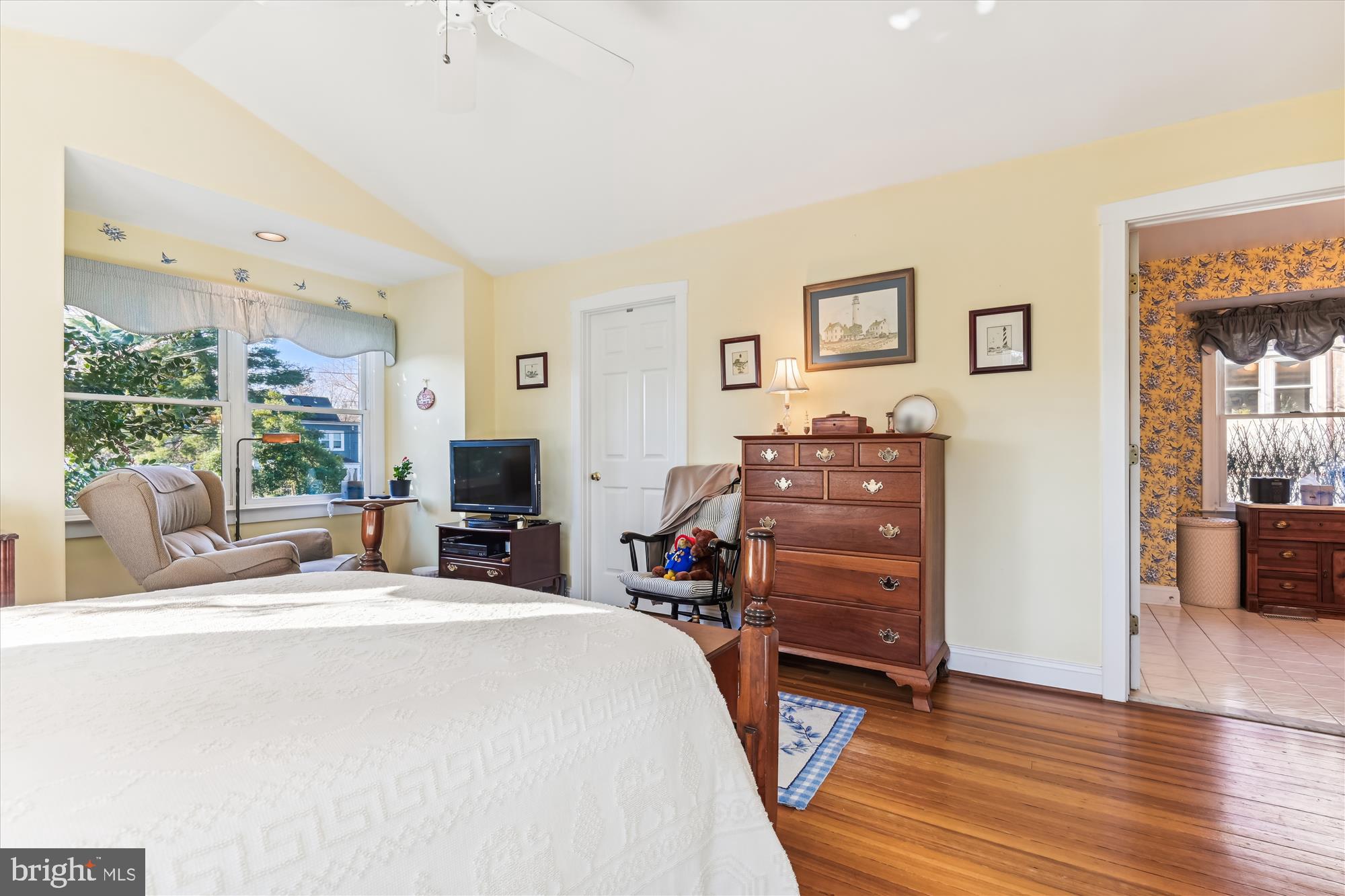 209 Cedarcroft Road Baltimore, MD 21212 - Photo 27 of 63 Primary bedroom