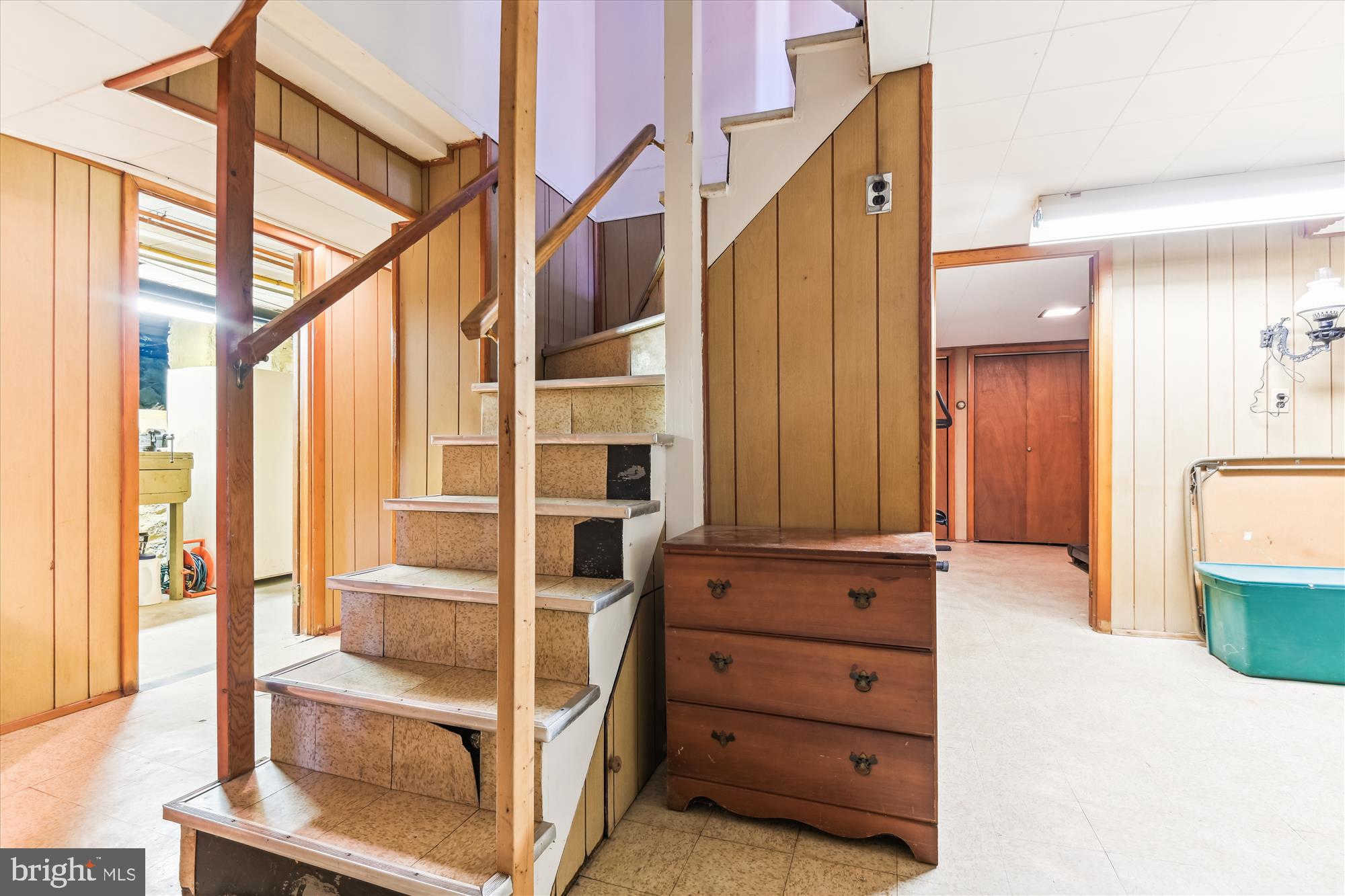 209 Cedarcroft Road Baltimore, MD 21212 - Photo 45 of 63 Stairs