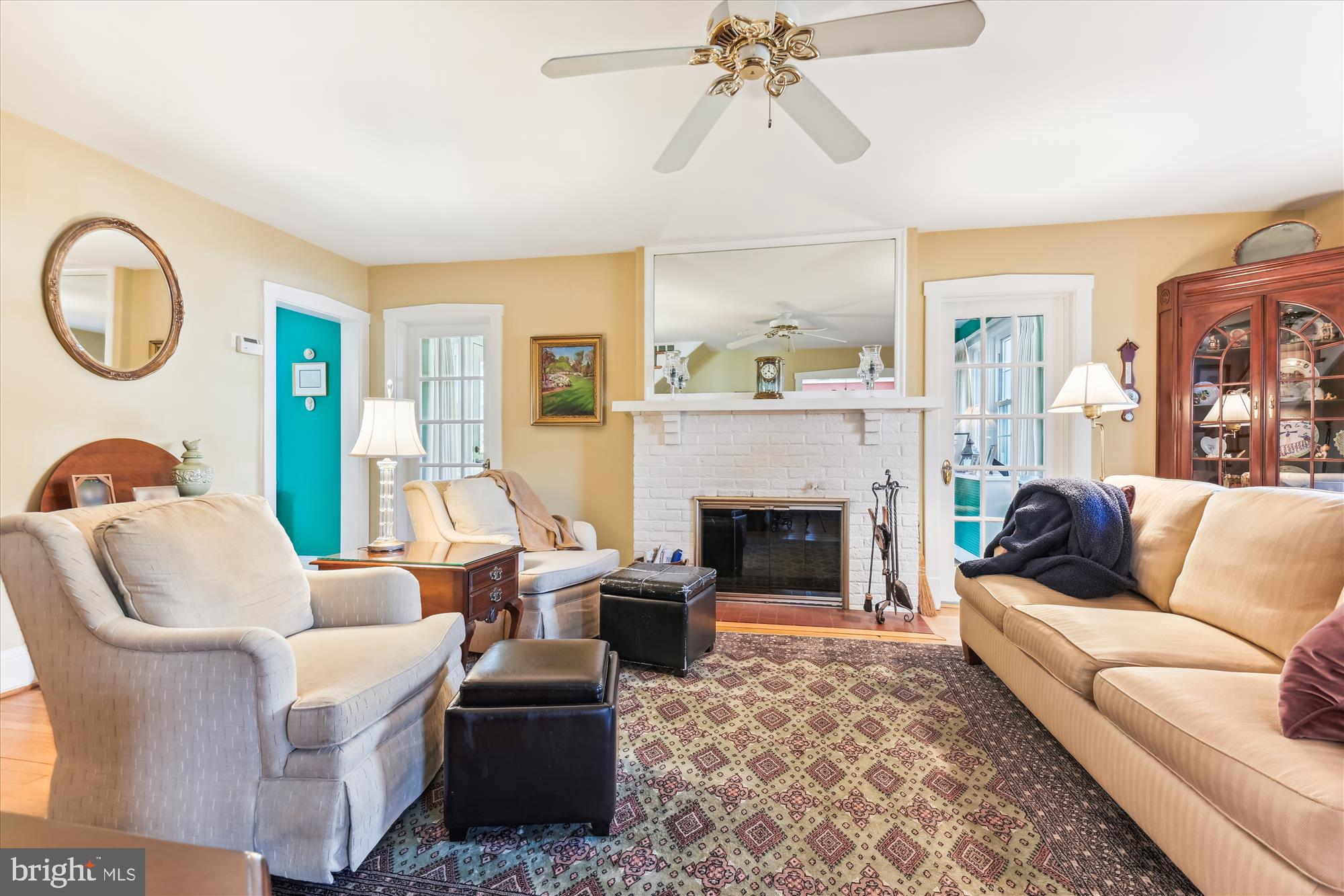 209 Cedarcroft Road Baltimore, MD 21212 - Photo 7 of 63 Living room