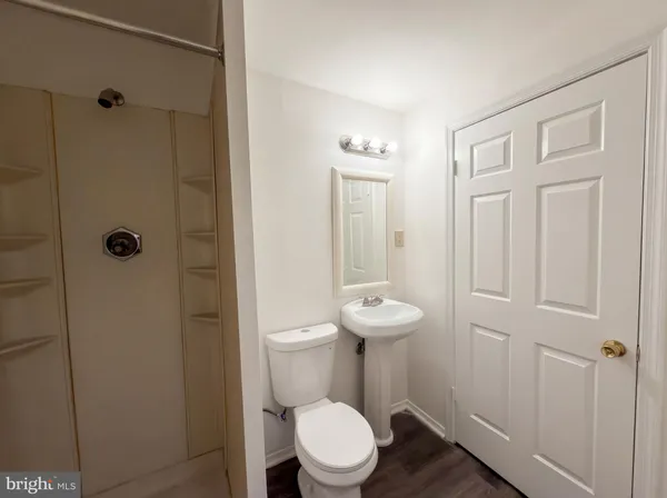 a view of empty room