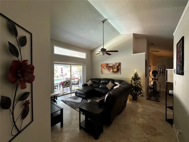 $2,900 | 3511 Fox Lake Drive, Apopka, FL 32712