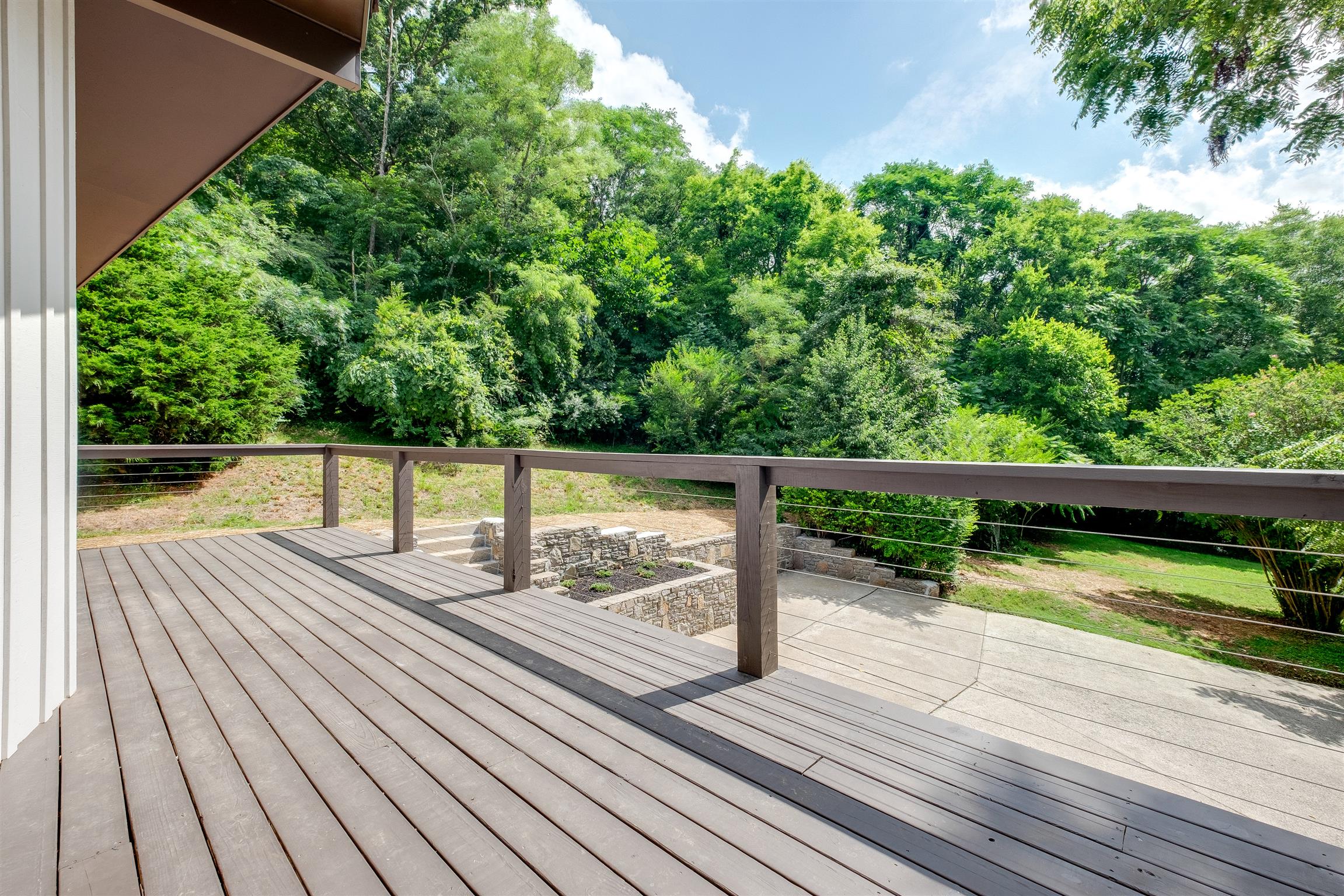 1622 Union Hill Road Goodlettsville, TN 37072 - Photo 11 of 30 New deck with cable railing.
