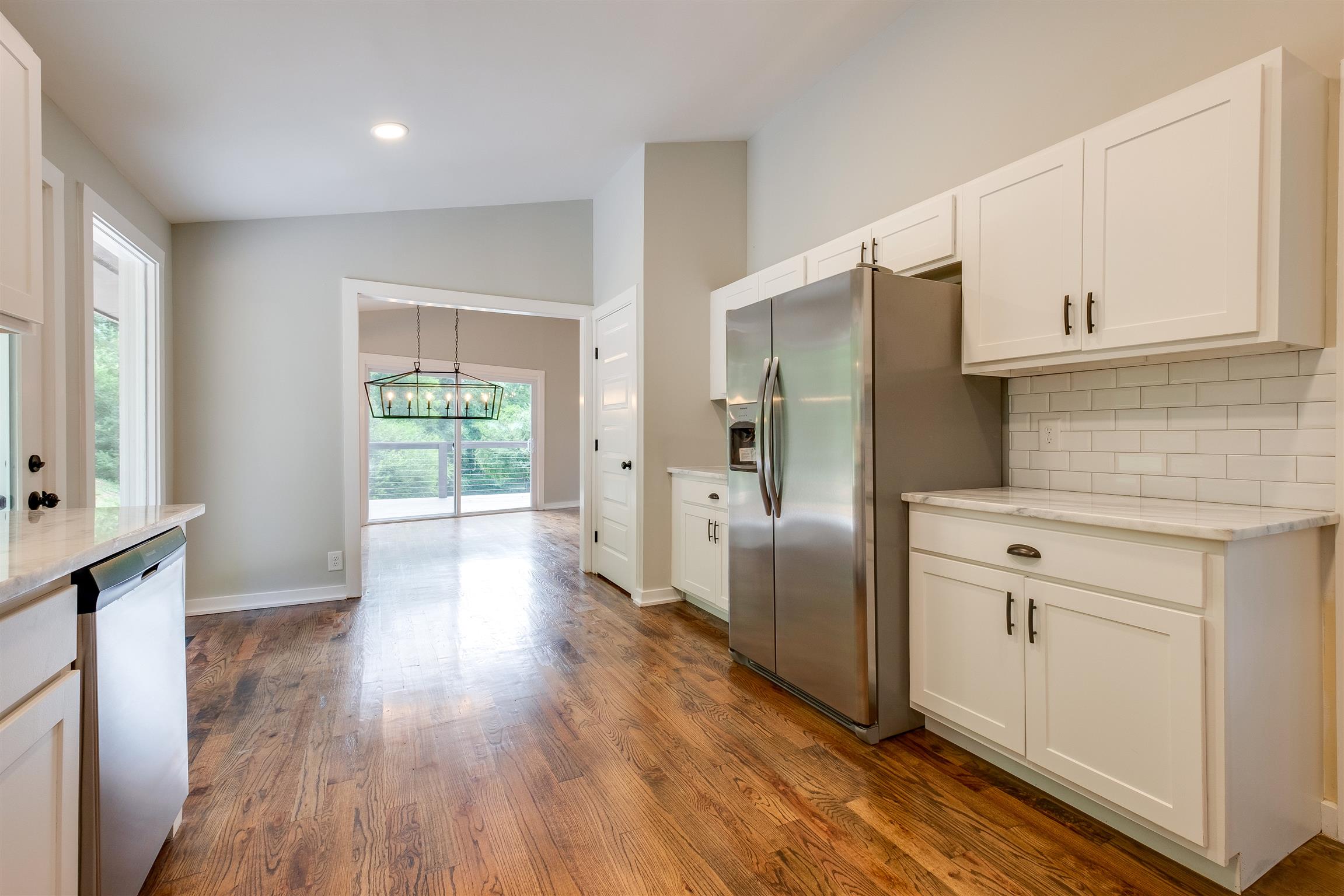 1622 Union Hill Road Goodlettsville, TN 37072 - Photo 16 of 30 Granite counter tops and tile back splash!