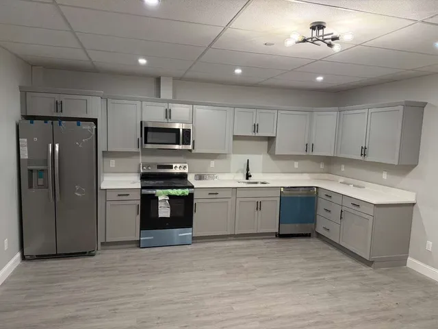 $2,000 | 28 Douglas Street, Unit 1, Worcester, MA 01603