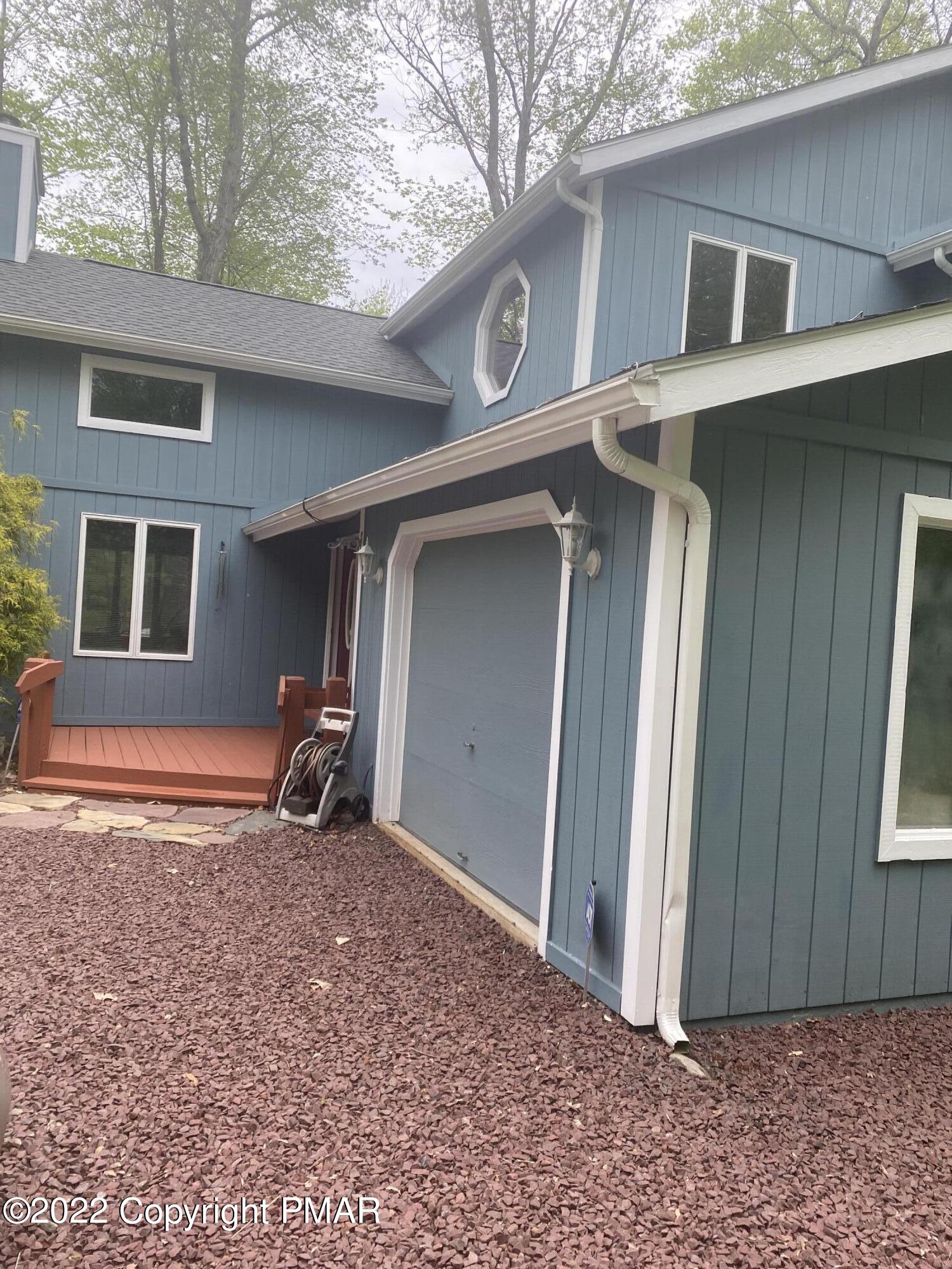 425 Lake Road Tobyhanna, PA 18466 - Photo 5 of 42 IMG_1641