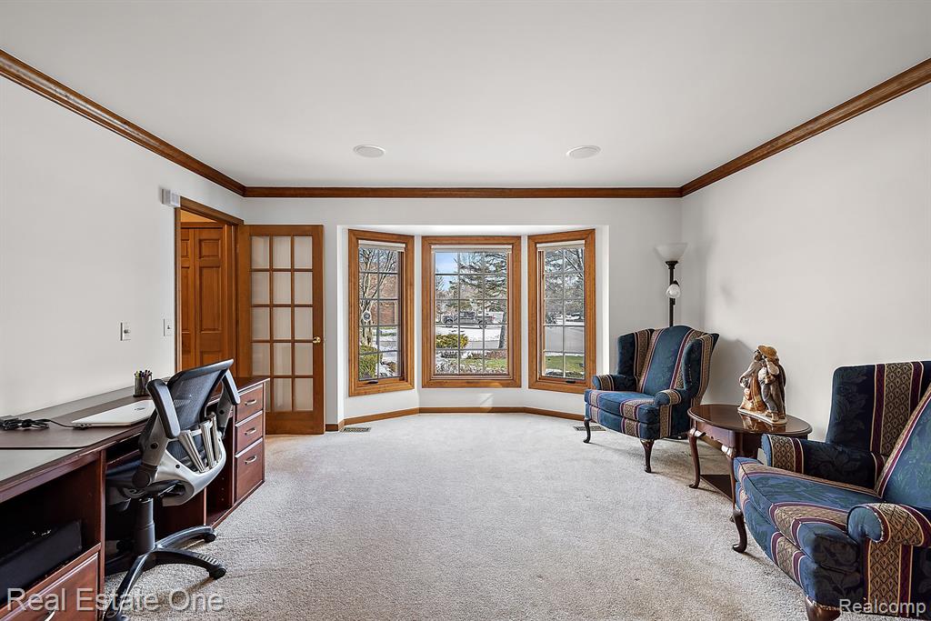 1276 Pembroke Drive Rochester Hills, MI 48307 - Photo 13 of 49