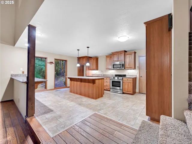 $749,000 | 35570 Southeast Barnum Road, Sandy, OR 97055