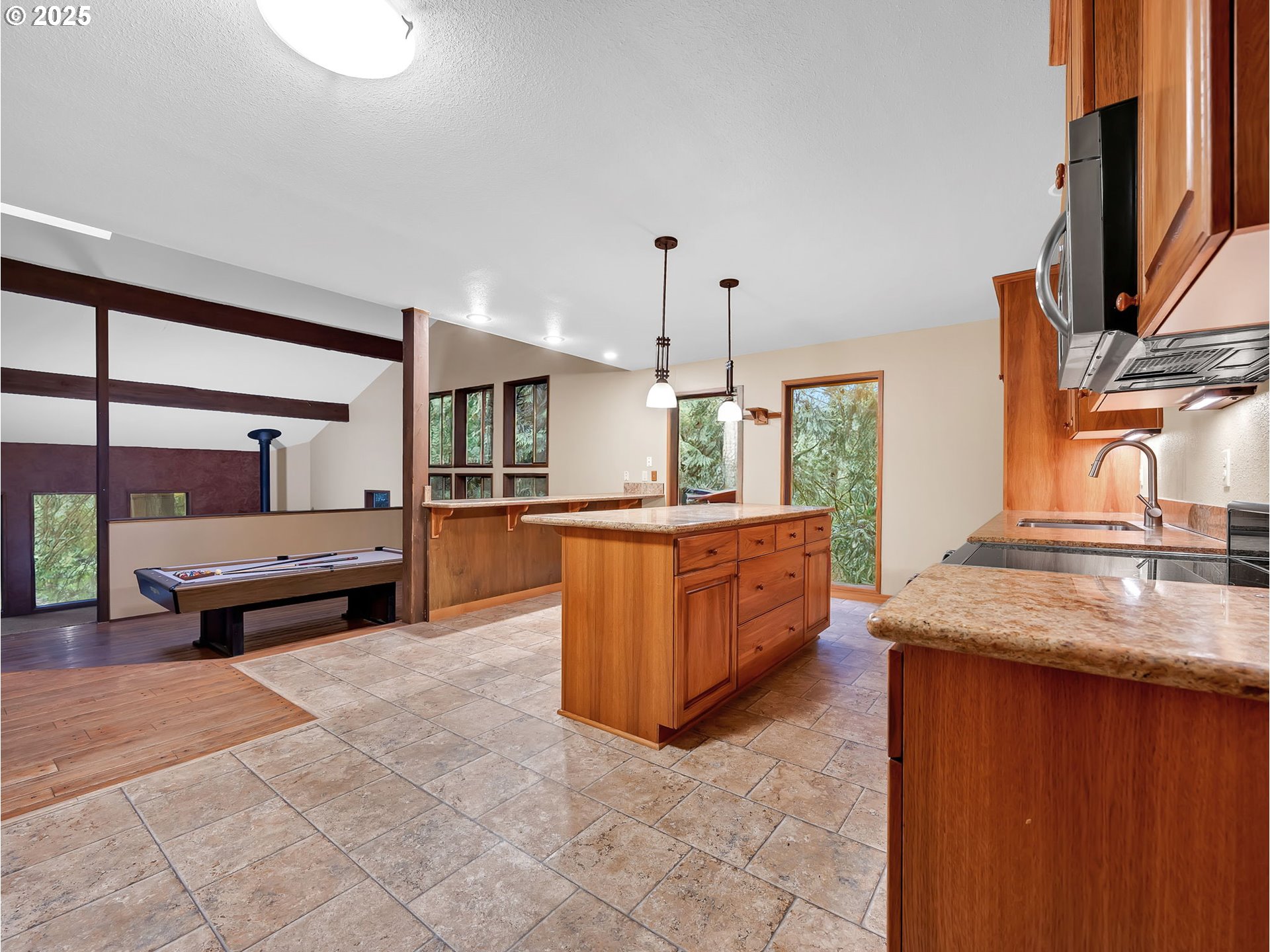 35570 Southeast Barnum Road Sandy, OR 97055 - Photo 25 of 47 Kitchen