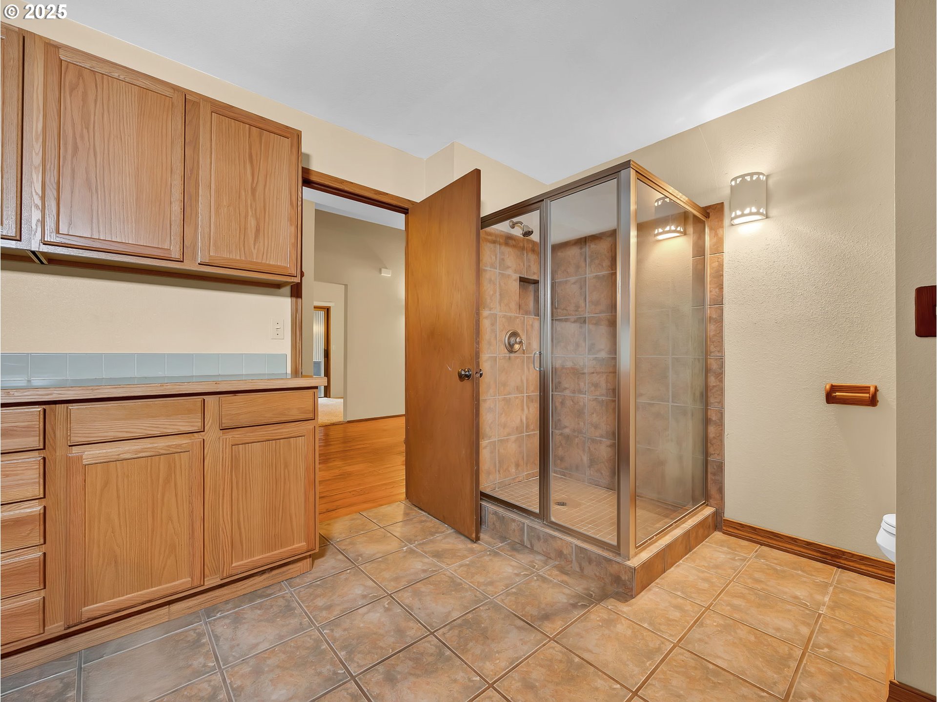 35570 Southeast Barnum Road Sandy, OR 97055 - Photo 40 of 47 Bathroom